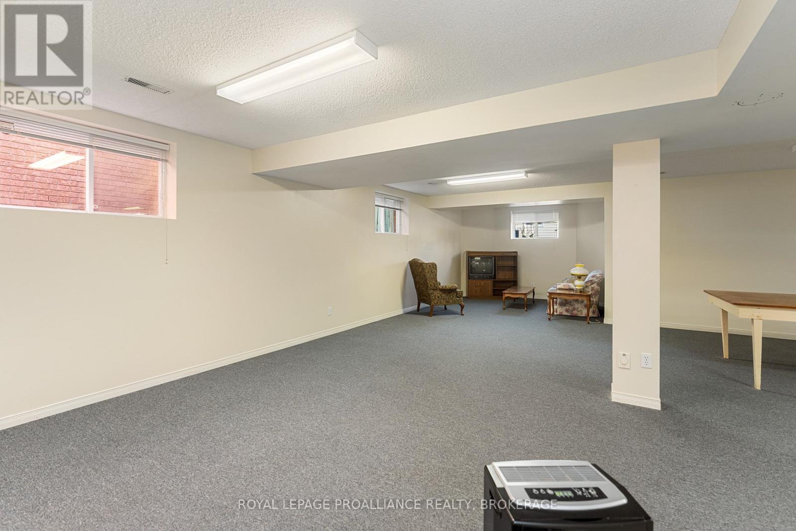 377 BRIARWOOD DRIVE - 39