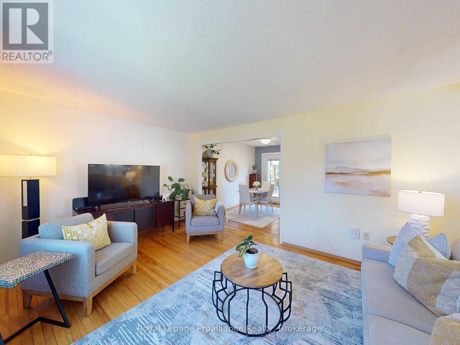 192 PINE STREET - 10