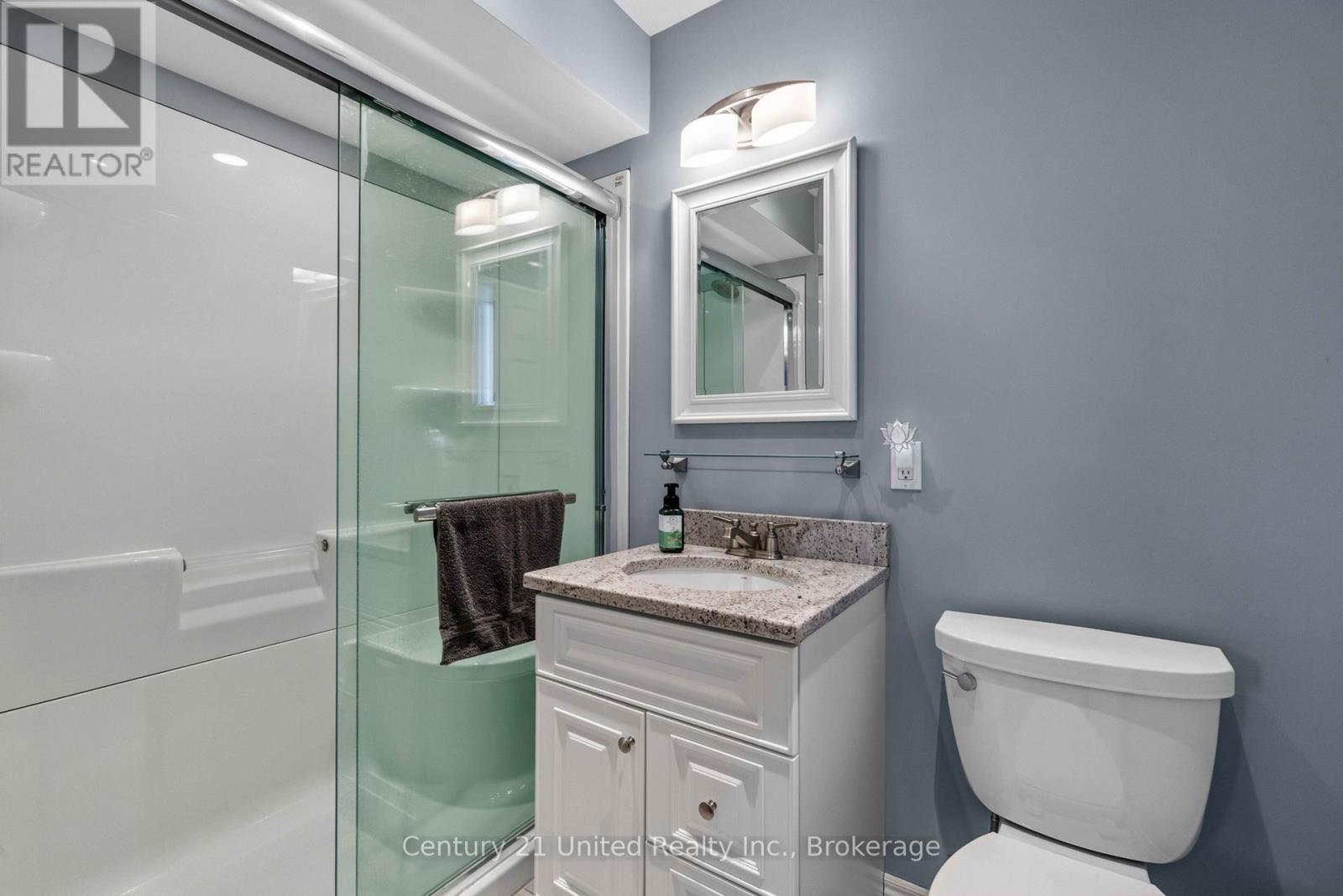 825 SOUTHVIEW DRIVE - 14