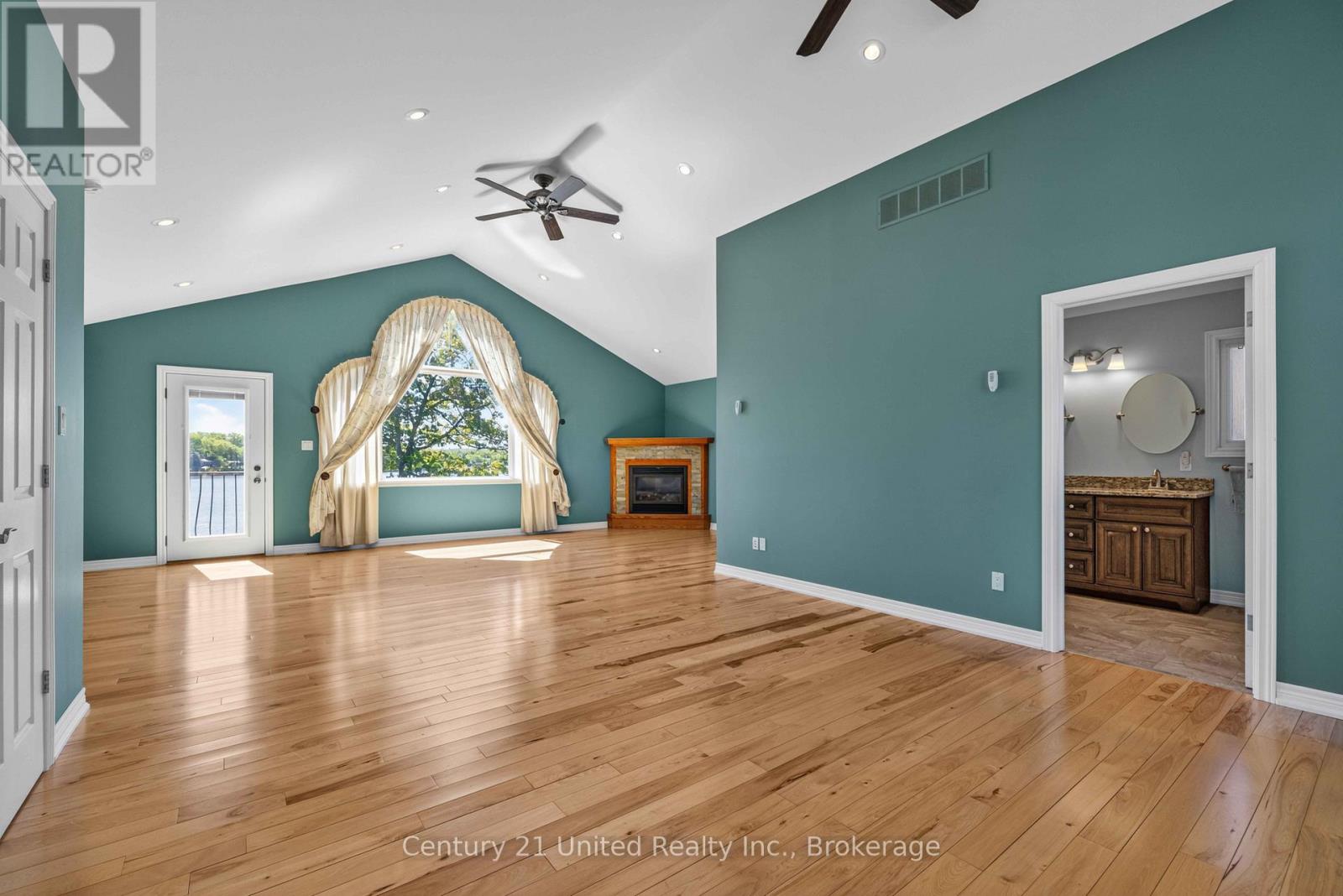825 SOUTHVIEW DRIVE - 16