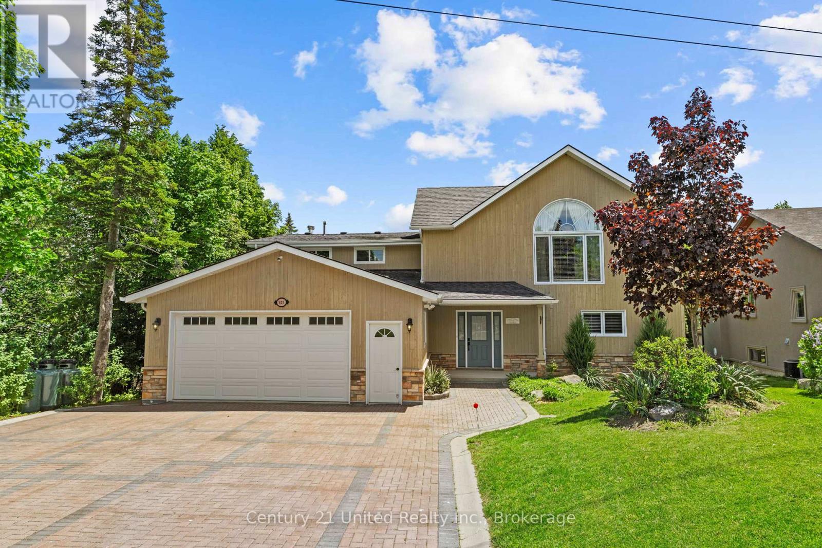 825 SOUTHVIEW DRIVE - 2