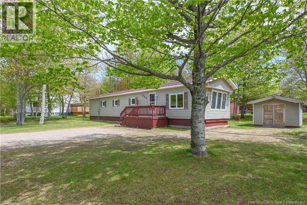 258 du Bocage Street - 3