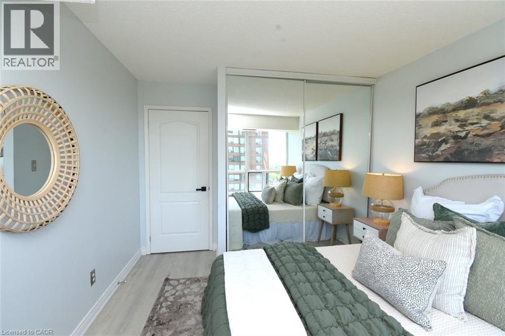 #1711 1276 MAPLE CROSSING Boulevard - 30