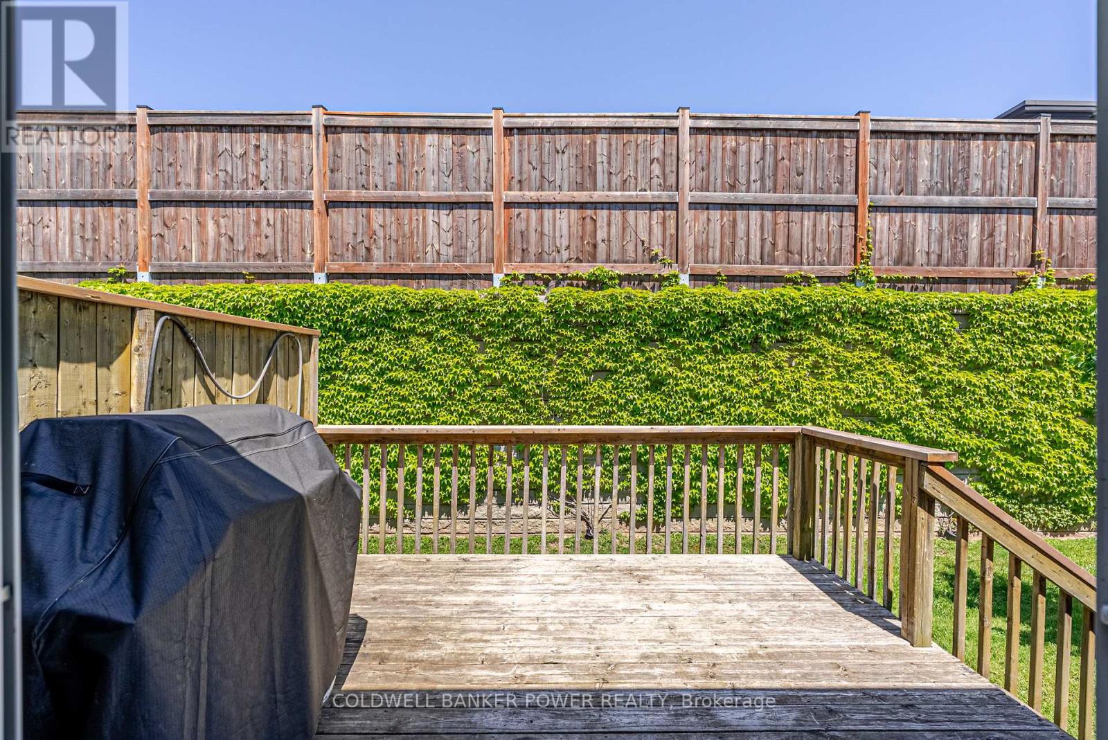 #28 572 THISTLEWOOD DRIVE - 29