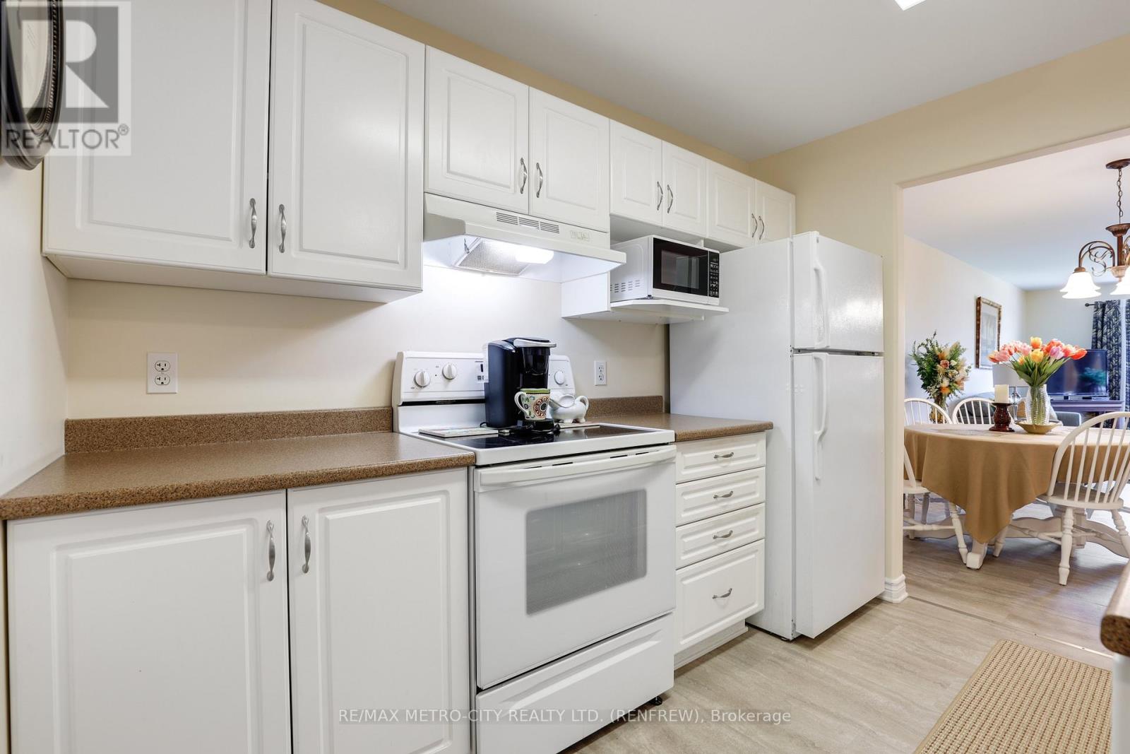 178 ELK STREET - 11