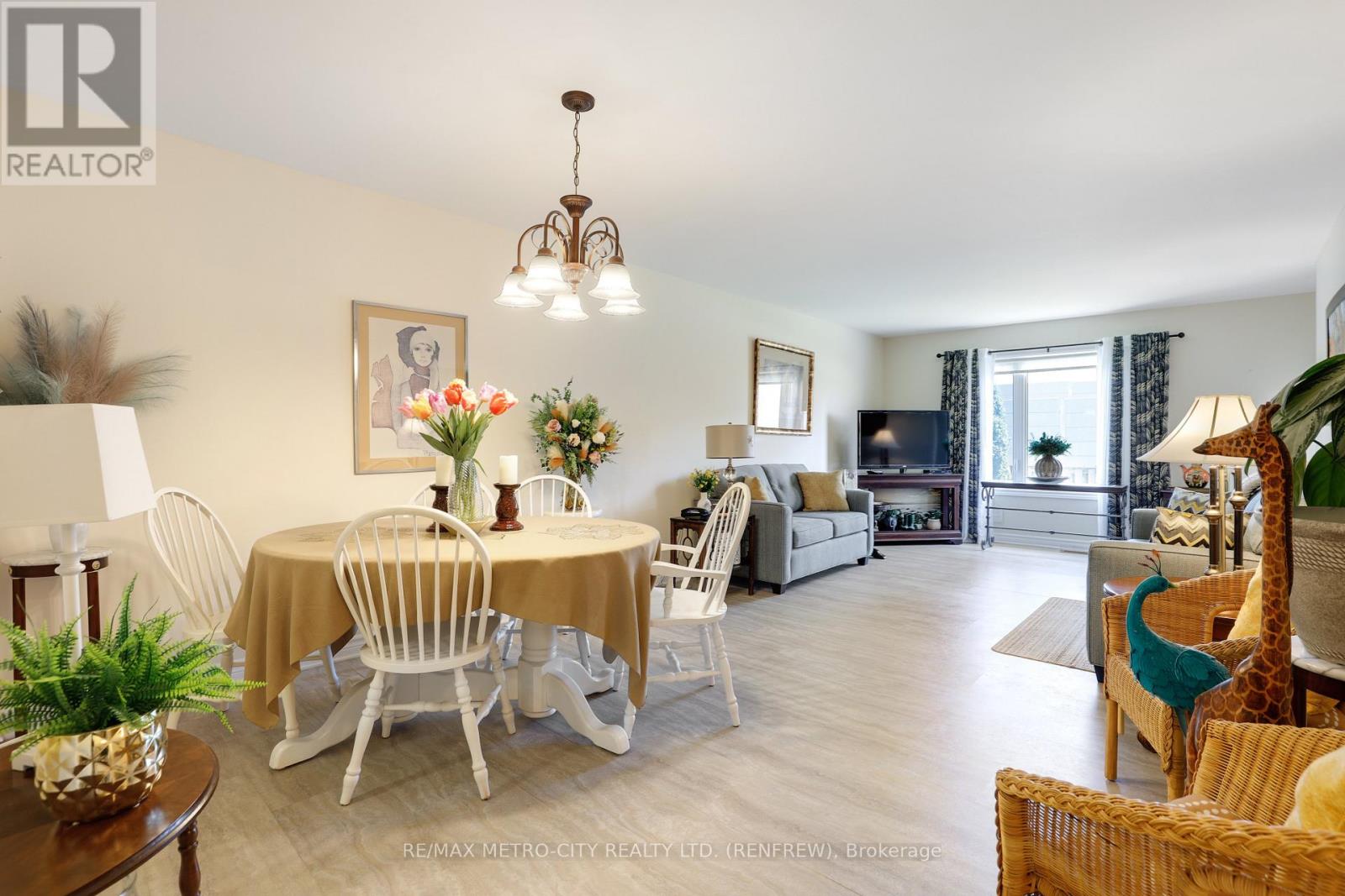 178 ELK STREET - 15