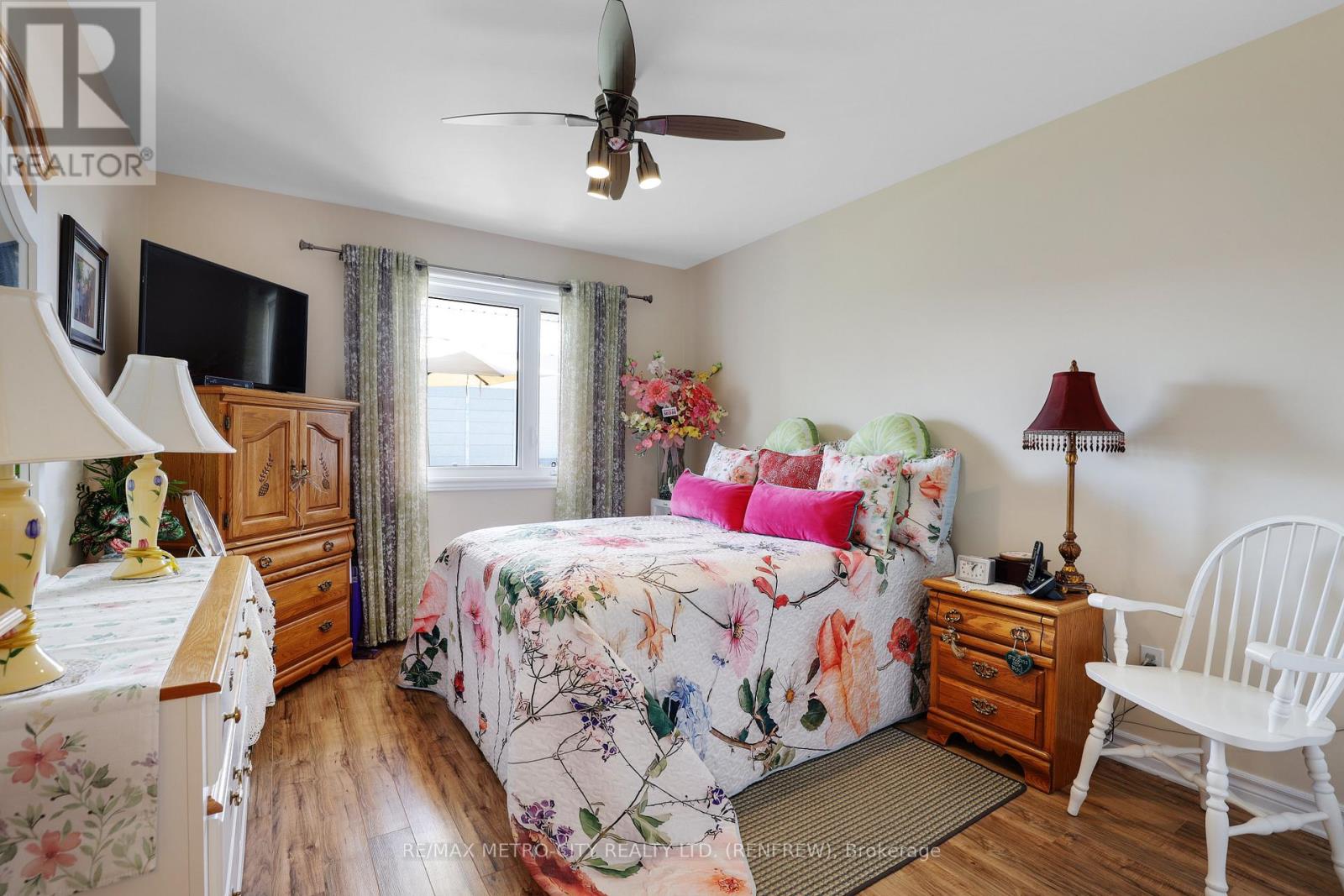 178 ELK STREET - 25