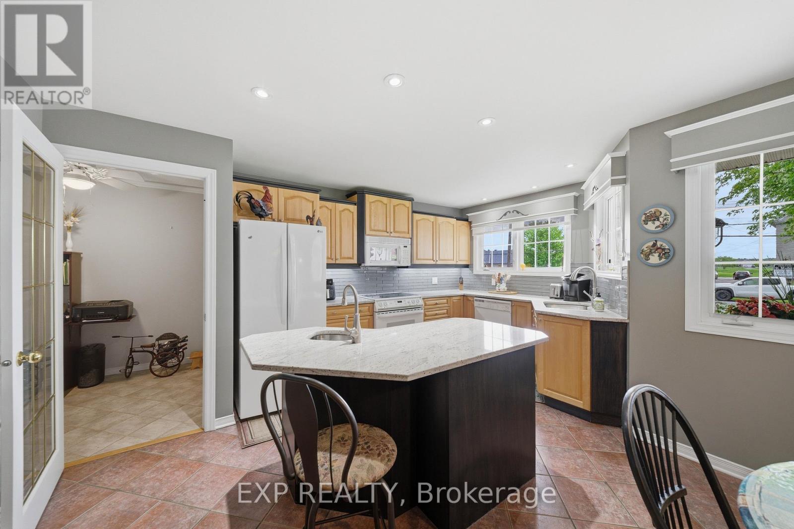 3135 GENDRON ROAD - 10