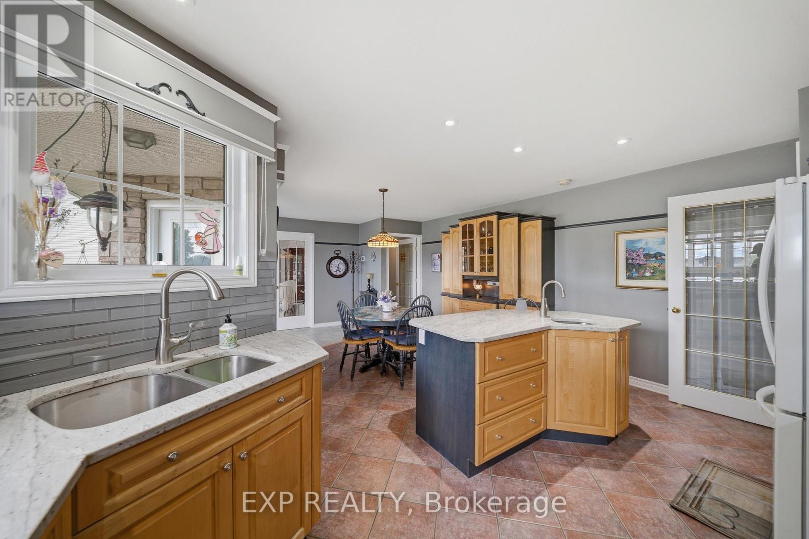 3135 GENDRON ROAD - 13