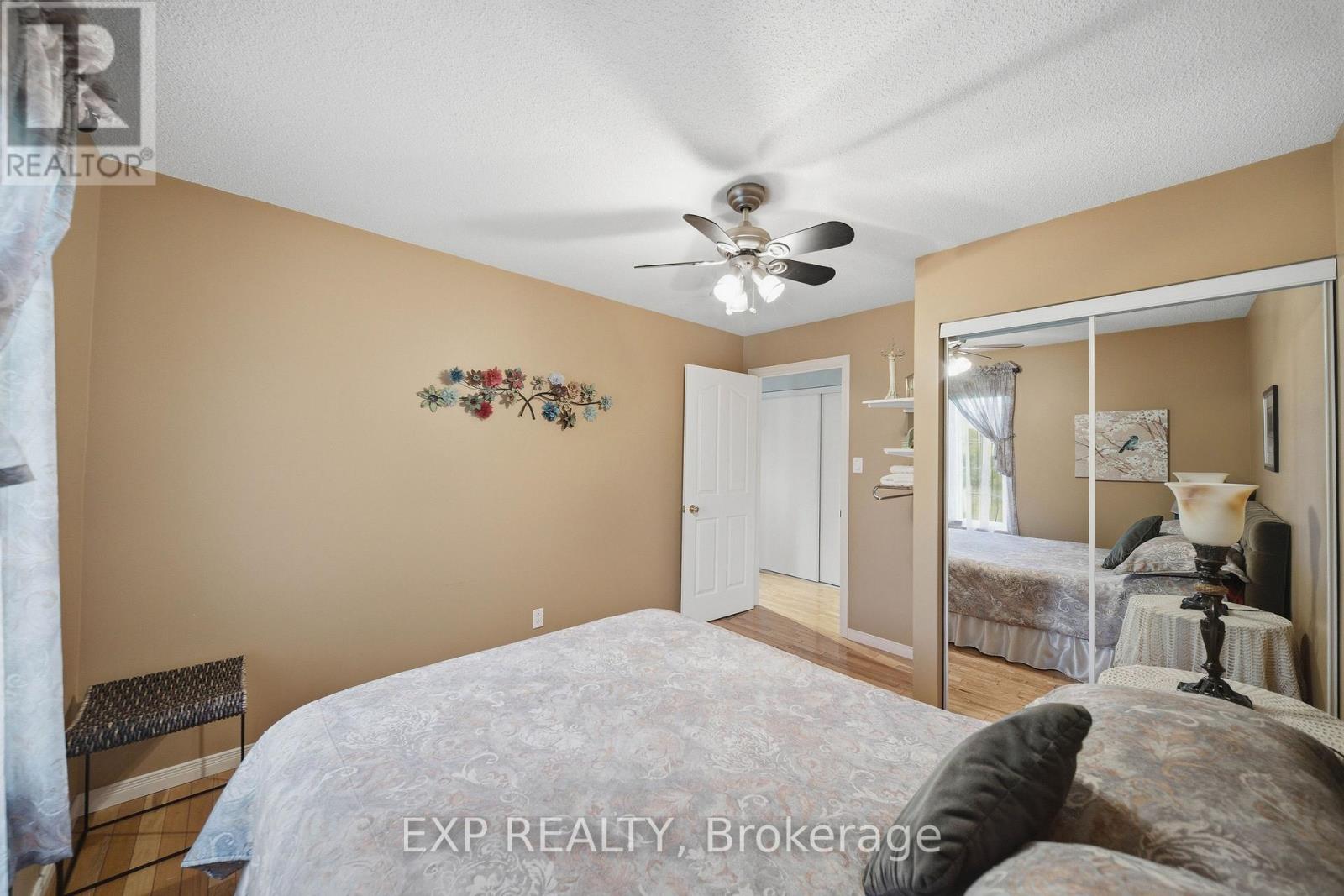 3135 GENDRON ROAD - 23
