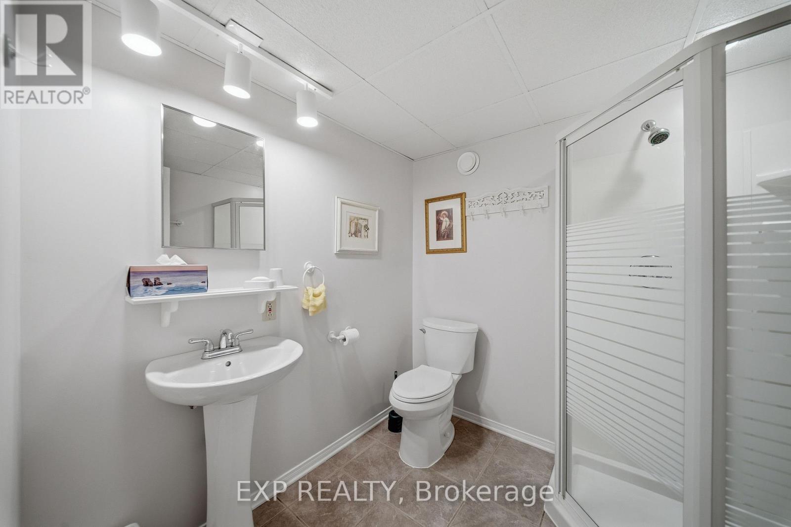 3135 GENDRON ROAD - 29