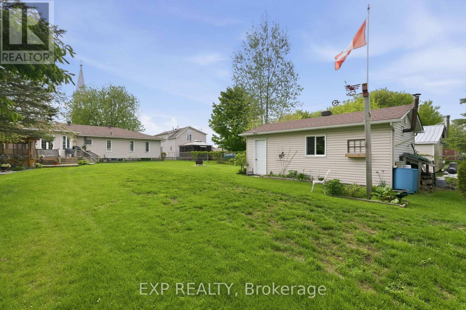 3135 GENDRON ROAD - 36