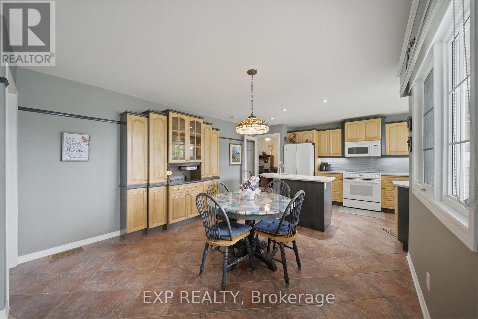 3135 GENDRON ROAD - 8