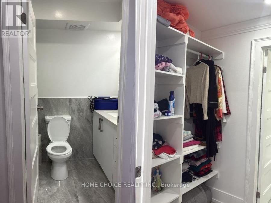 #1006 100 WINGARDEN COURT - 13