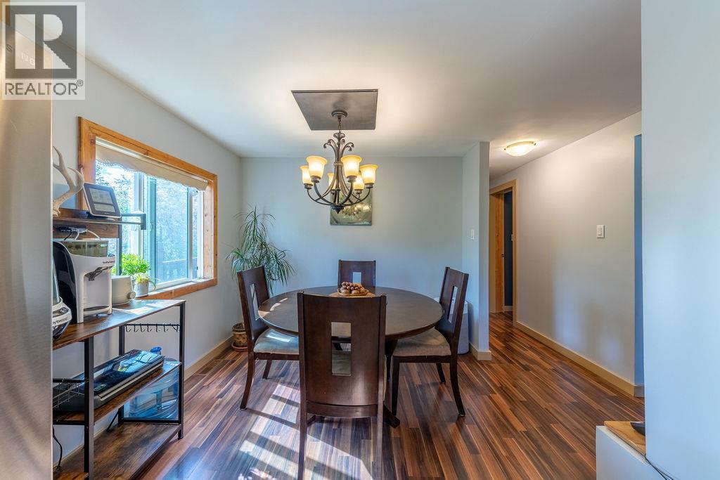 3037 MCCREIGHT Road - 10