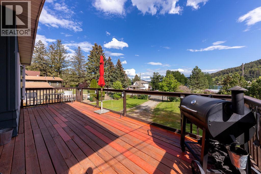 3037 MCCREIGHT Road - 28