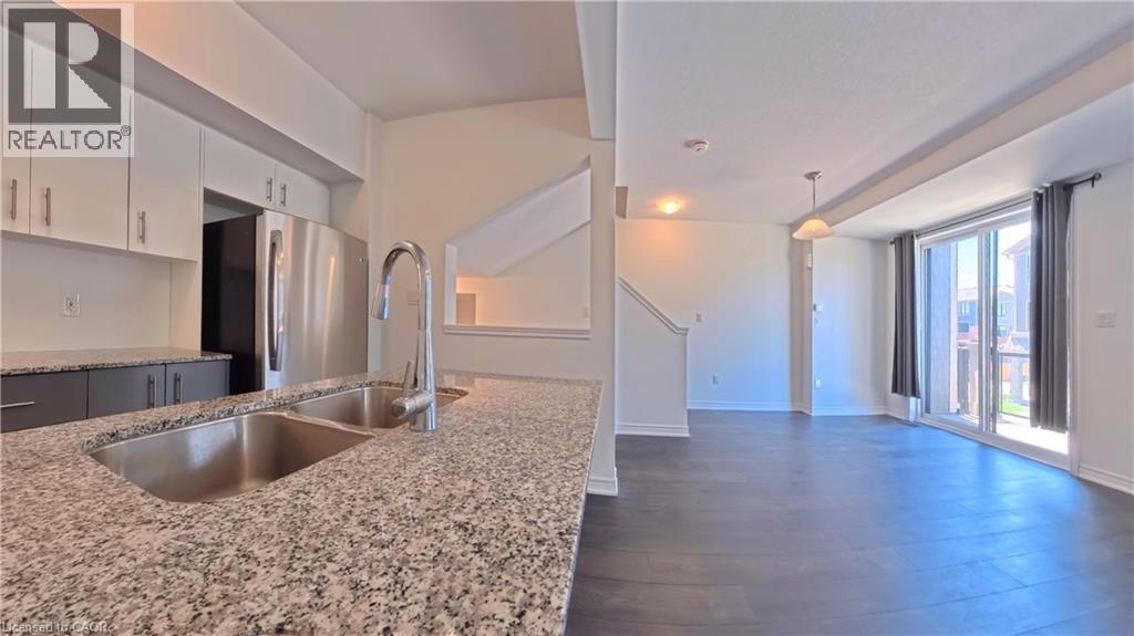 #129 10 BIRMINGHAM Drive - 31