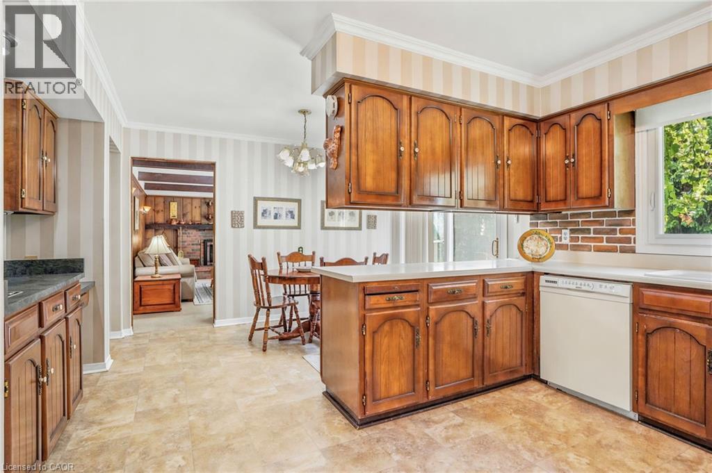 39 MAUREEN Avenue - 13