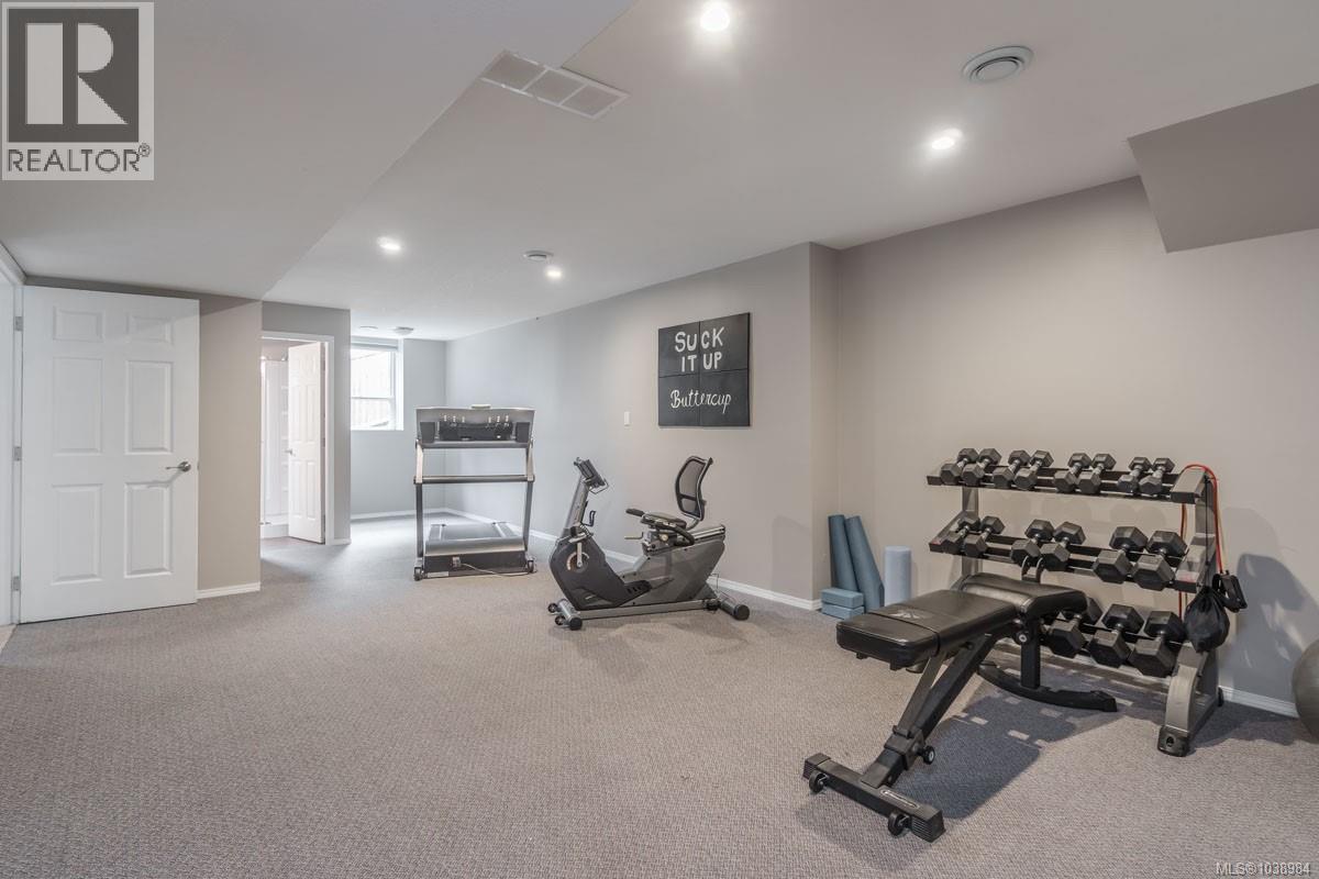 6015 Joseph Pl - 35