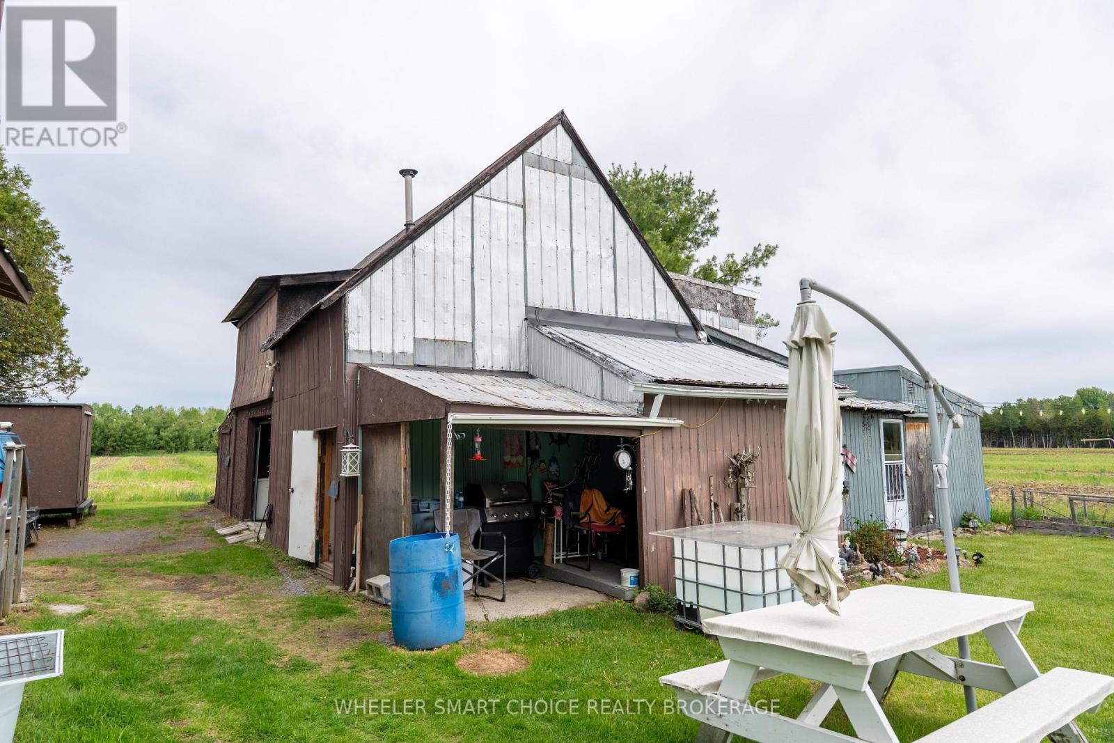 3645 MAY ROAD - 34