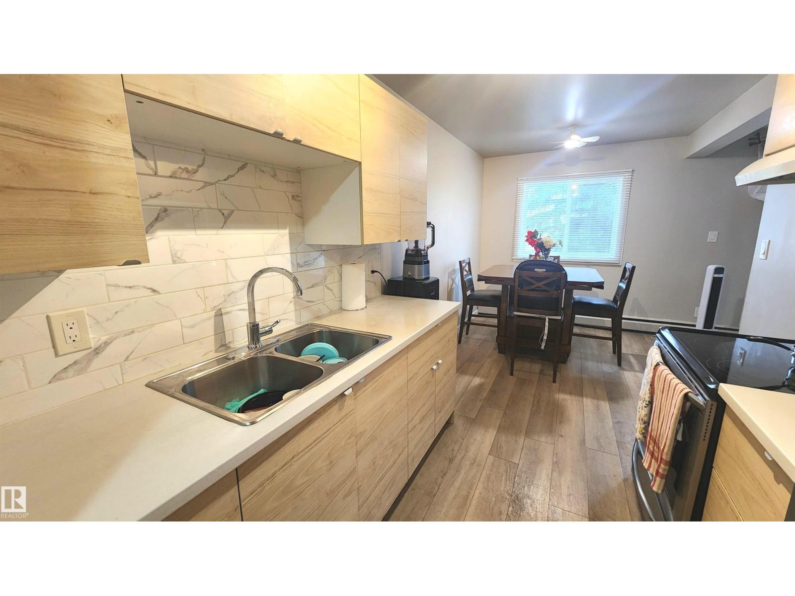 #212 10835 114 ST NW - 10