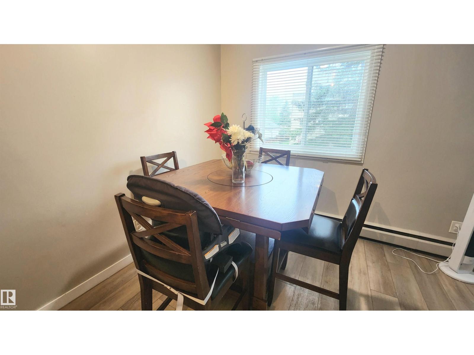 #212 10835 114 ST NW - 12