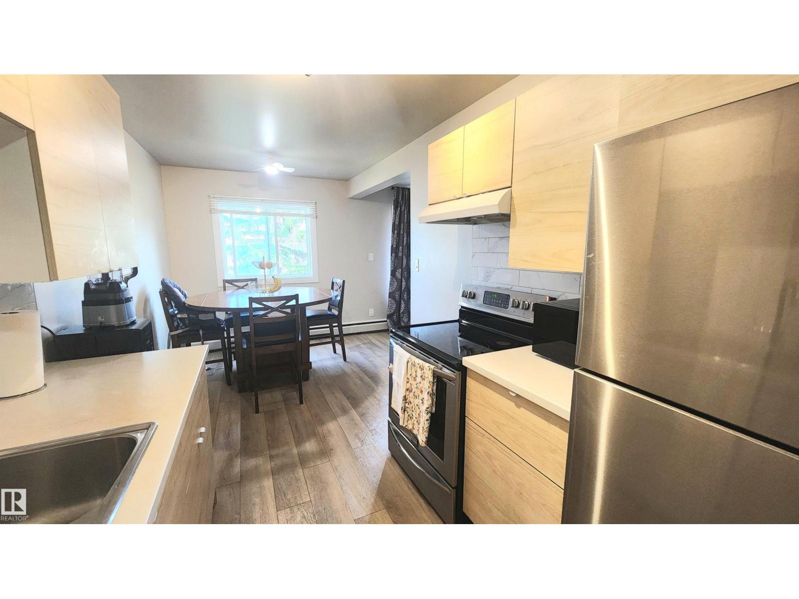 #212 10835 114 ST NW - 12