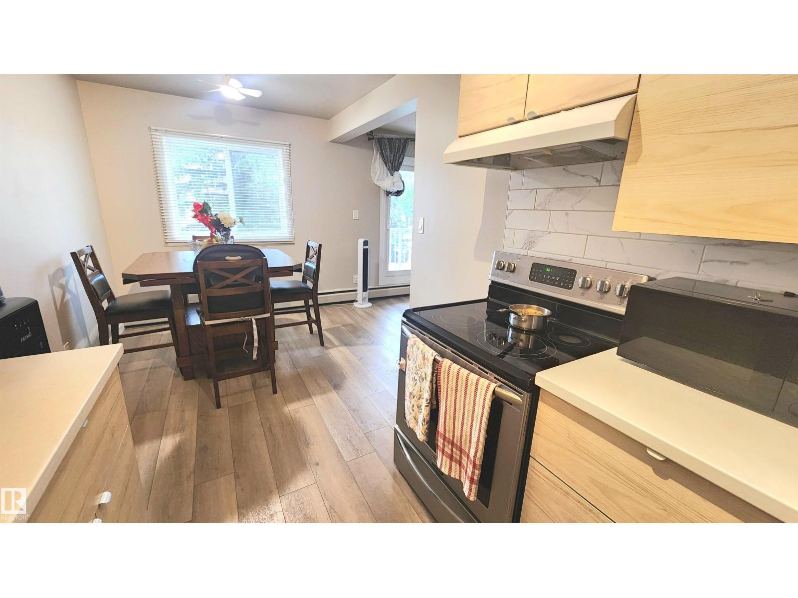 #212 10835 114 ST NW - 13