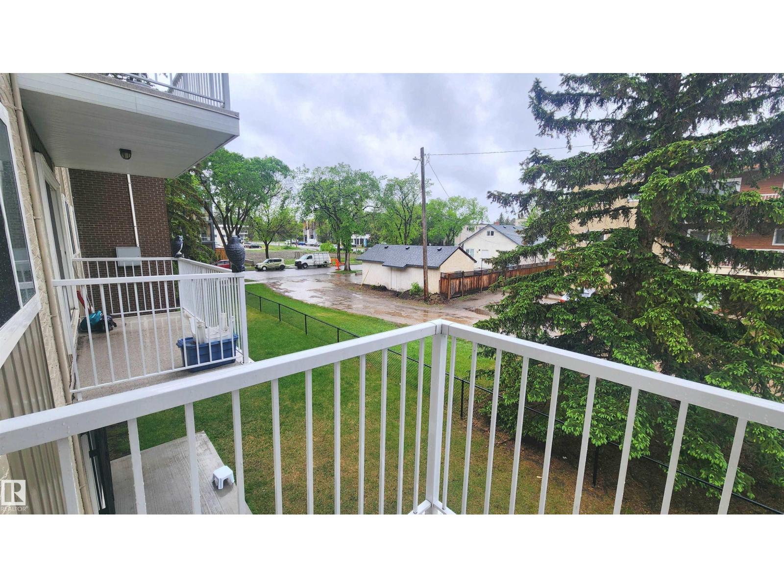 #212 10835 114 ST NW - 25