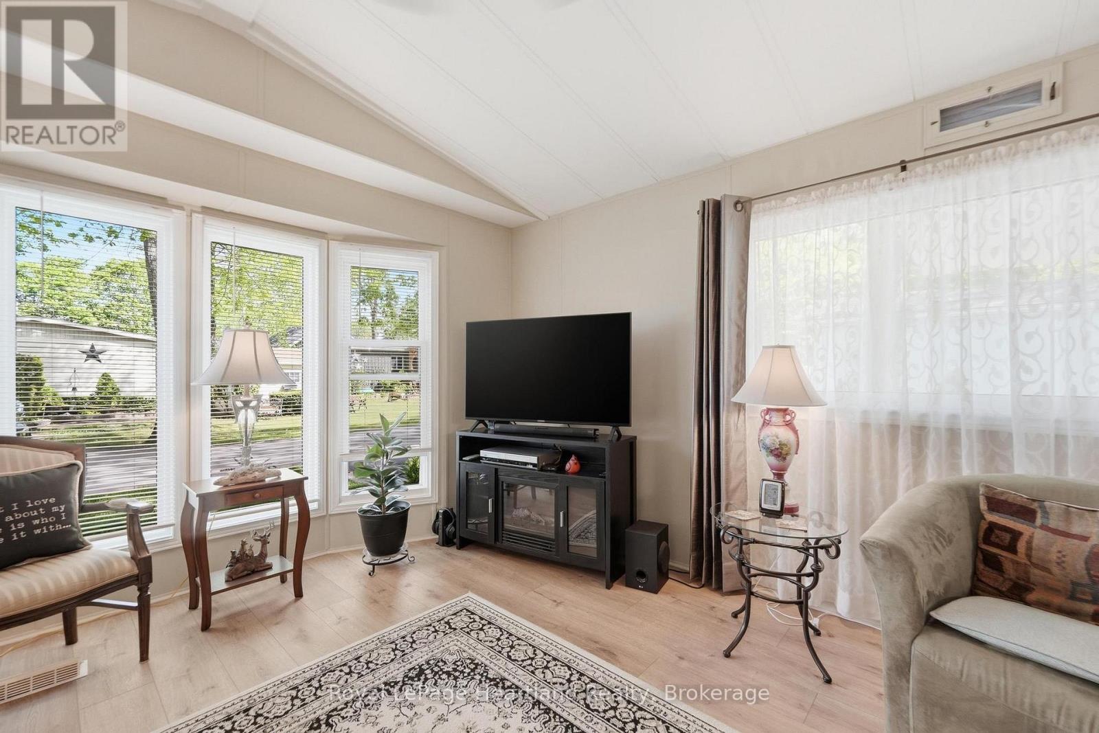 11 SIOUX LANE - Image 10