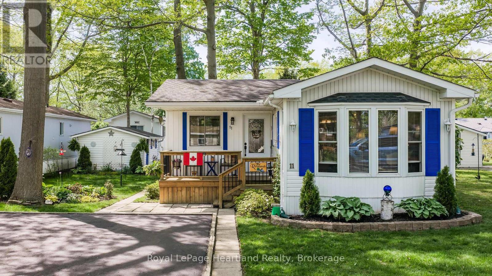 11 SIOUX LANE - Image 20