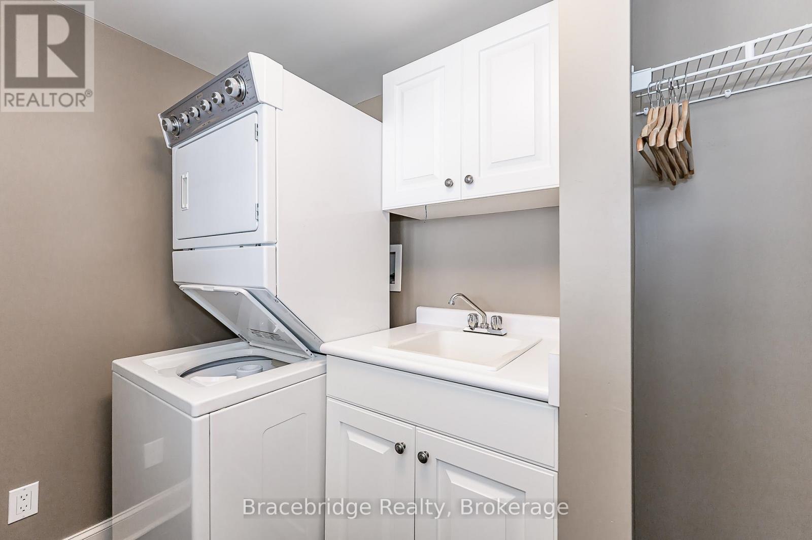 SANDFIELD 3 W3 - 3876 MUSKOKA RD 118 HIGHWAY W - 5
