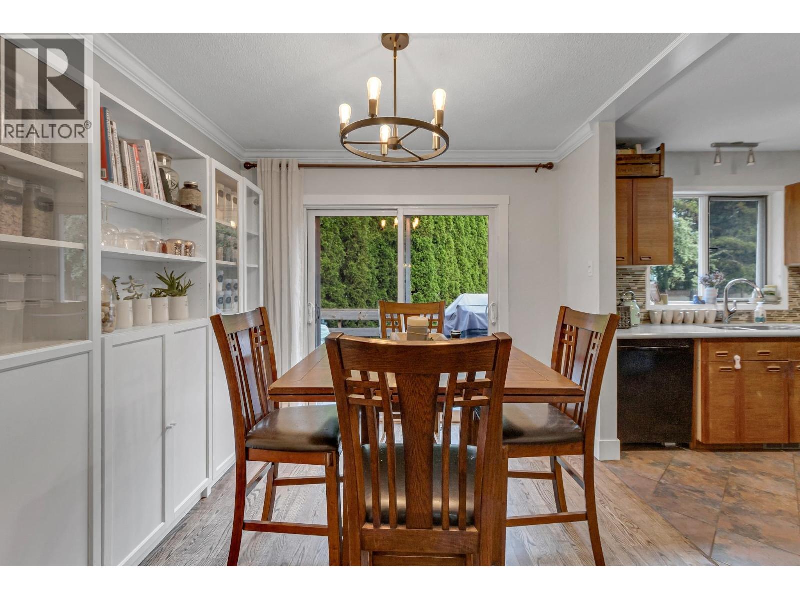 2680 RIDGEVIEW DRIVE - 11