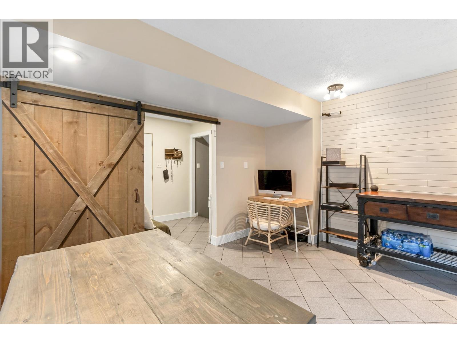 2680 RIDGEVIEW DRIVE - 20