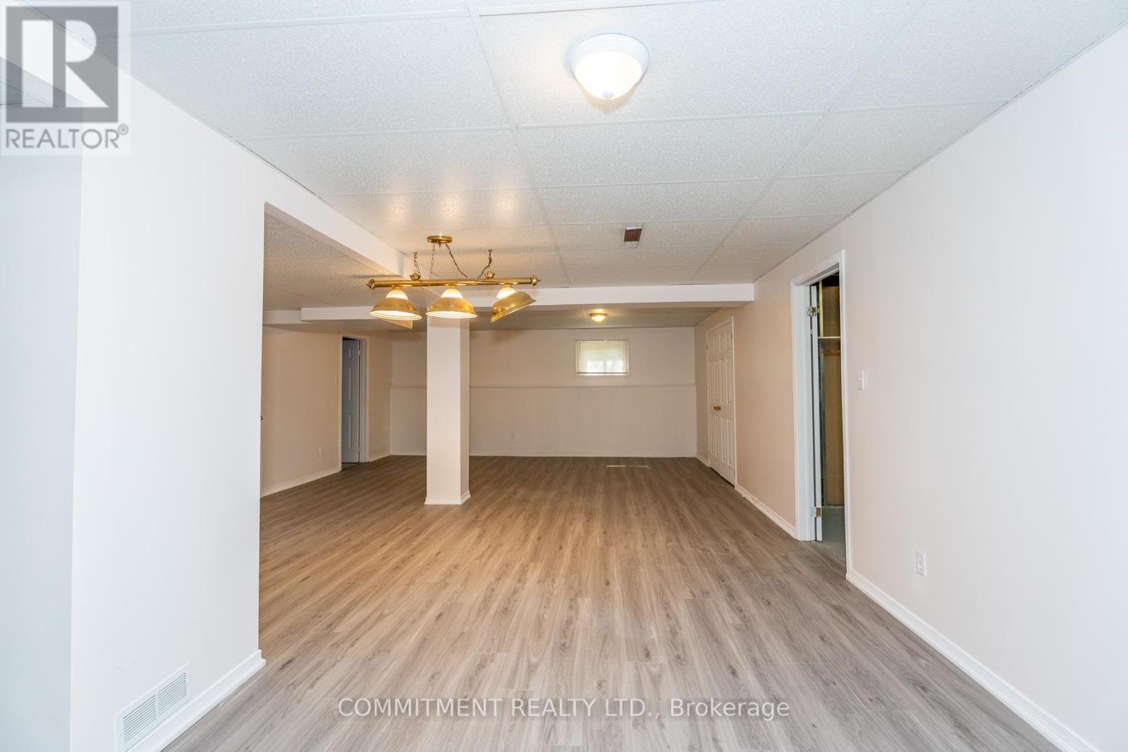 39 DOWNER CRESCENT - 38