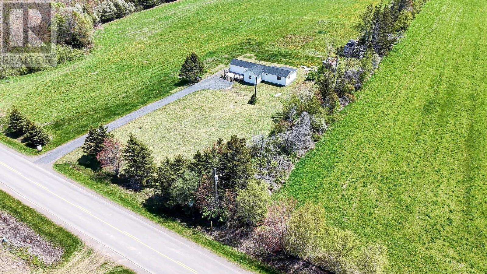 6447 Cardigan Road - 21