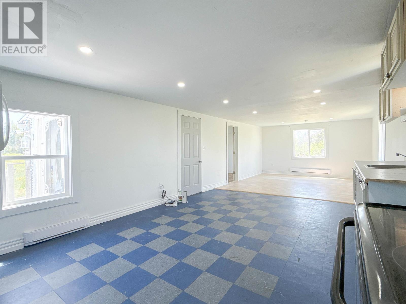6447 Cardigan Road - 3