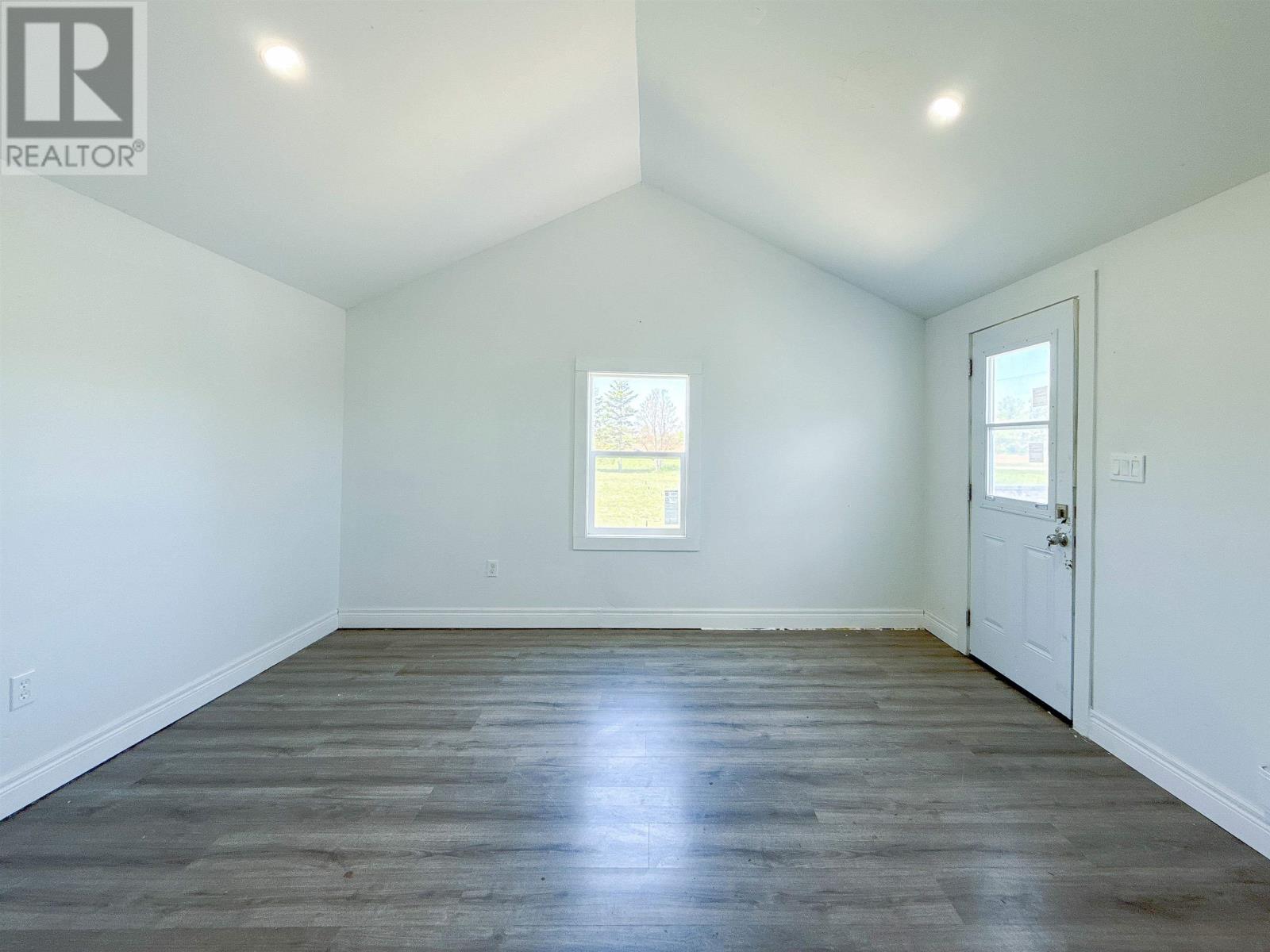 6447 Cardigan Road - 7