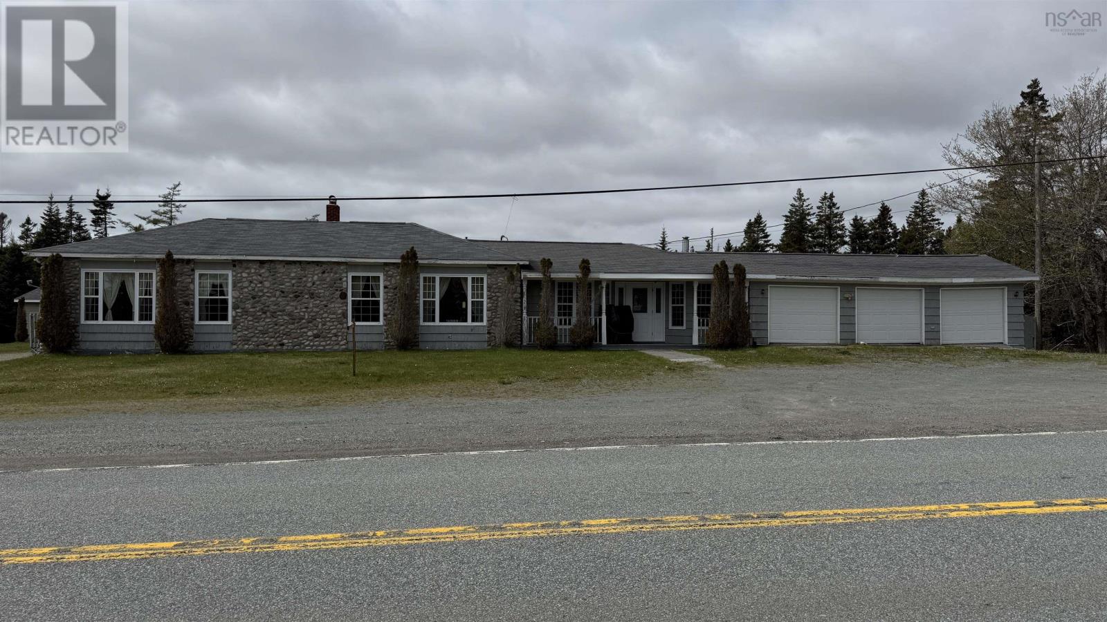 Property photo of 16989 Highway 7