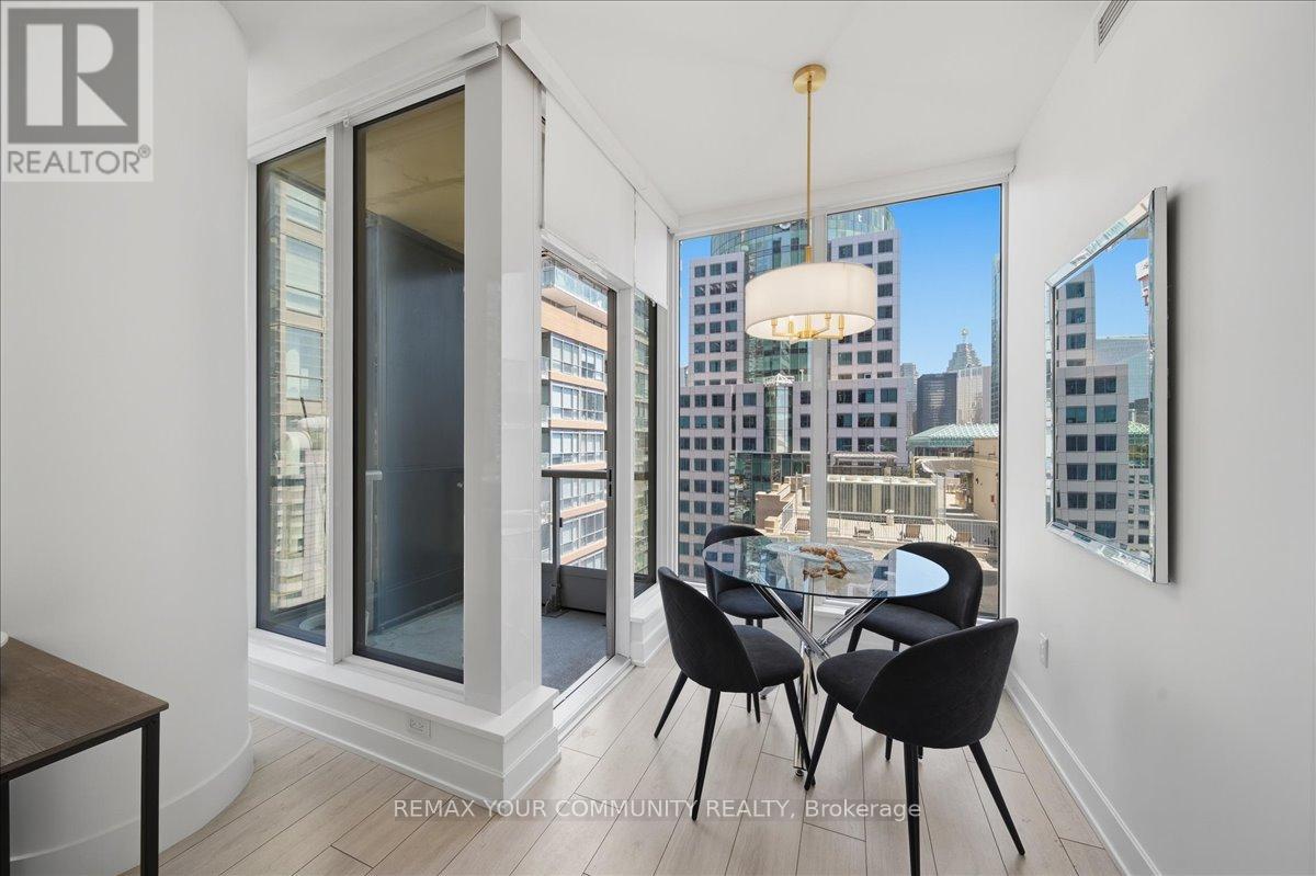 #1806 15 MERCER STREET - 13