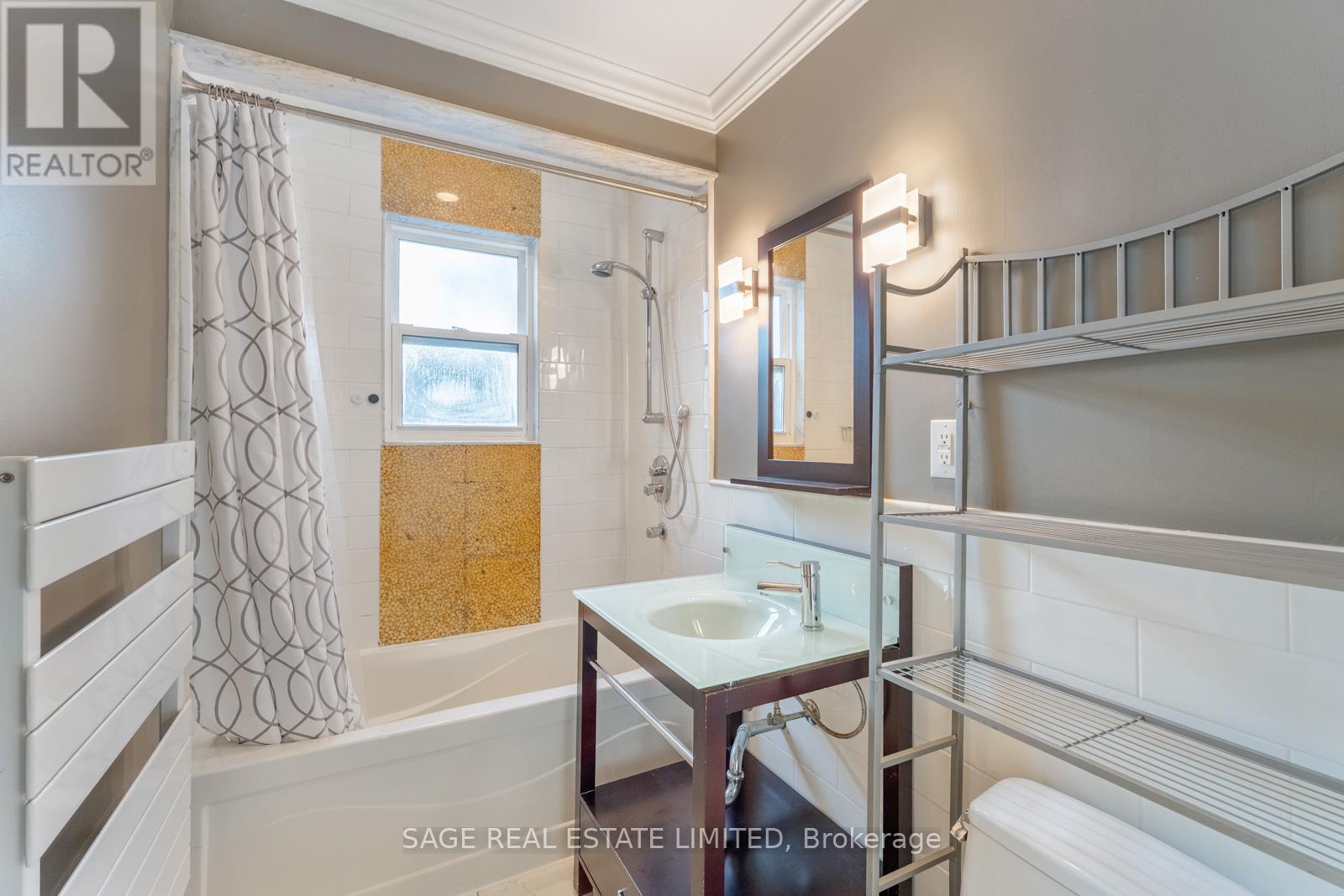 1208 AVENUE ROAD - 29