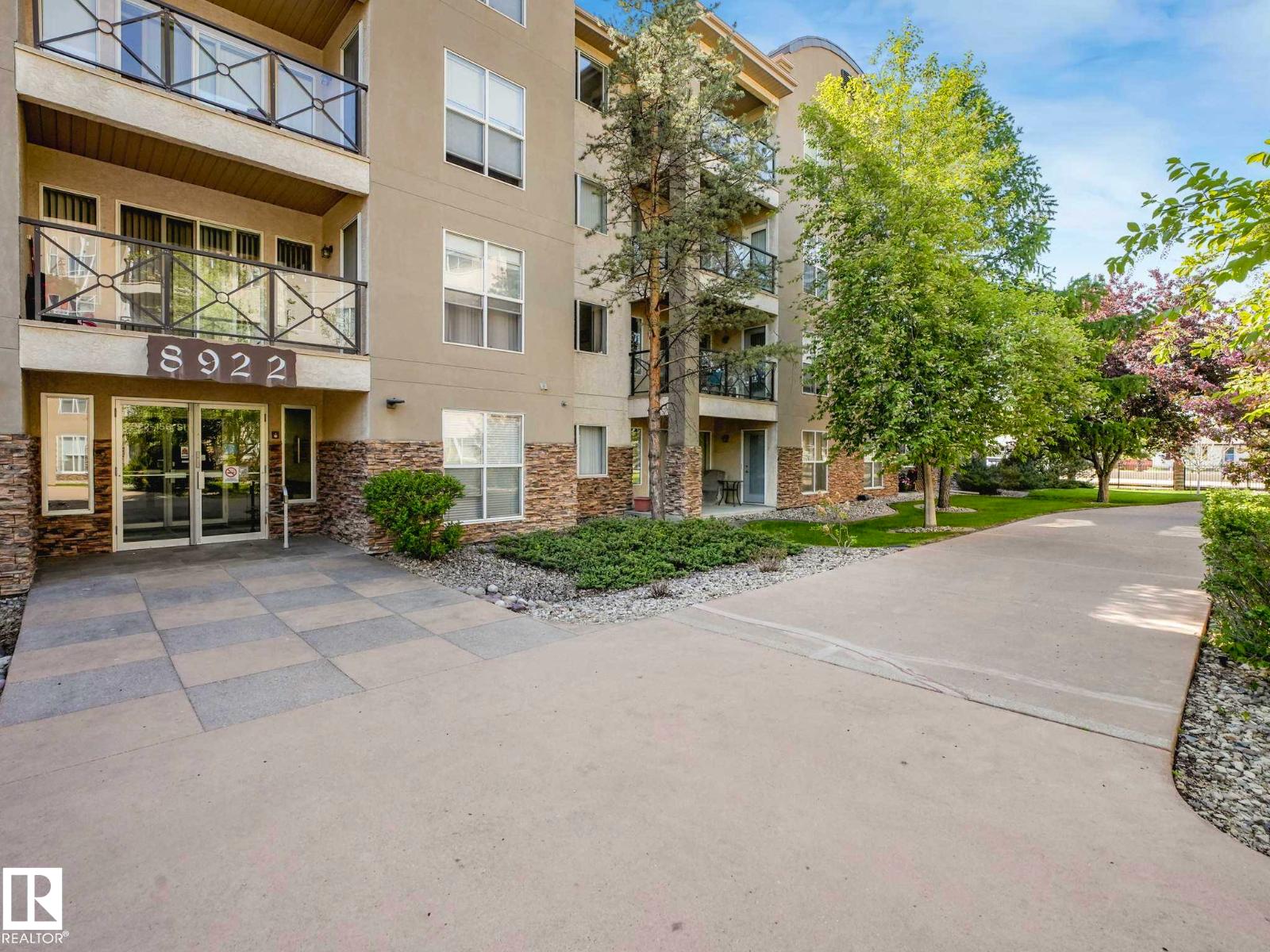 #305 8922 156 ST NW NW - 37