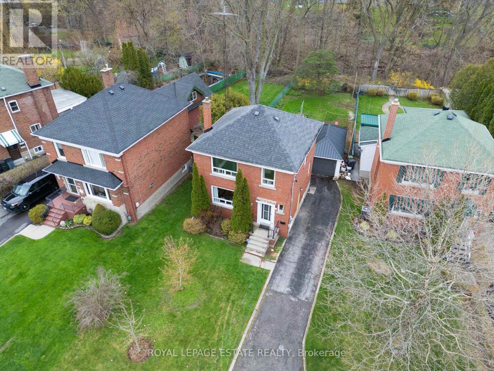 87 MIDLAND AVENUE - 37