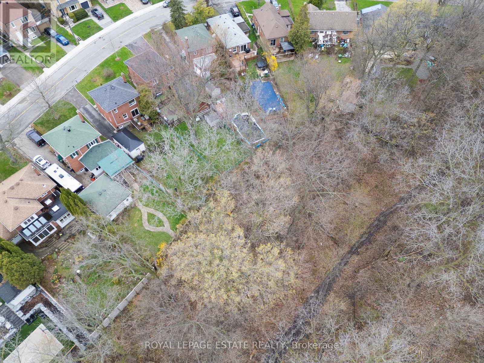 87 MIDLAND AVENUE - 40