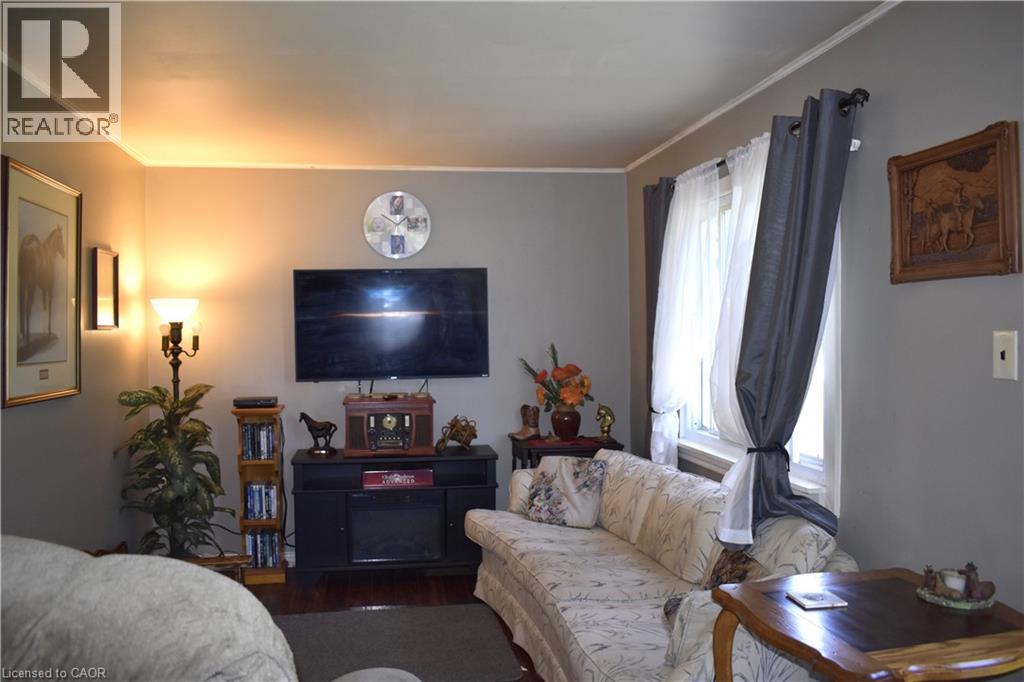 36 WOODHOUSE Avenue - 6