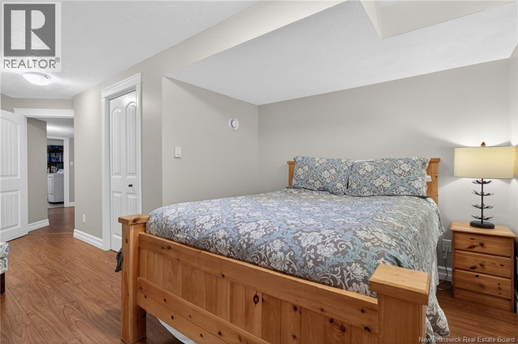 102 Acacia Drive - 33
