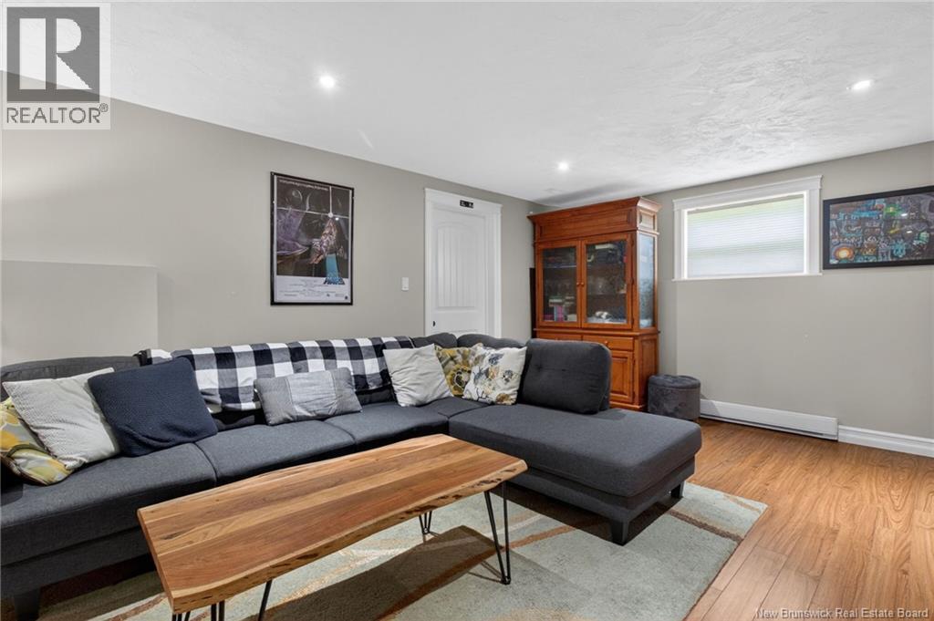 102 Acacia Drive - 36