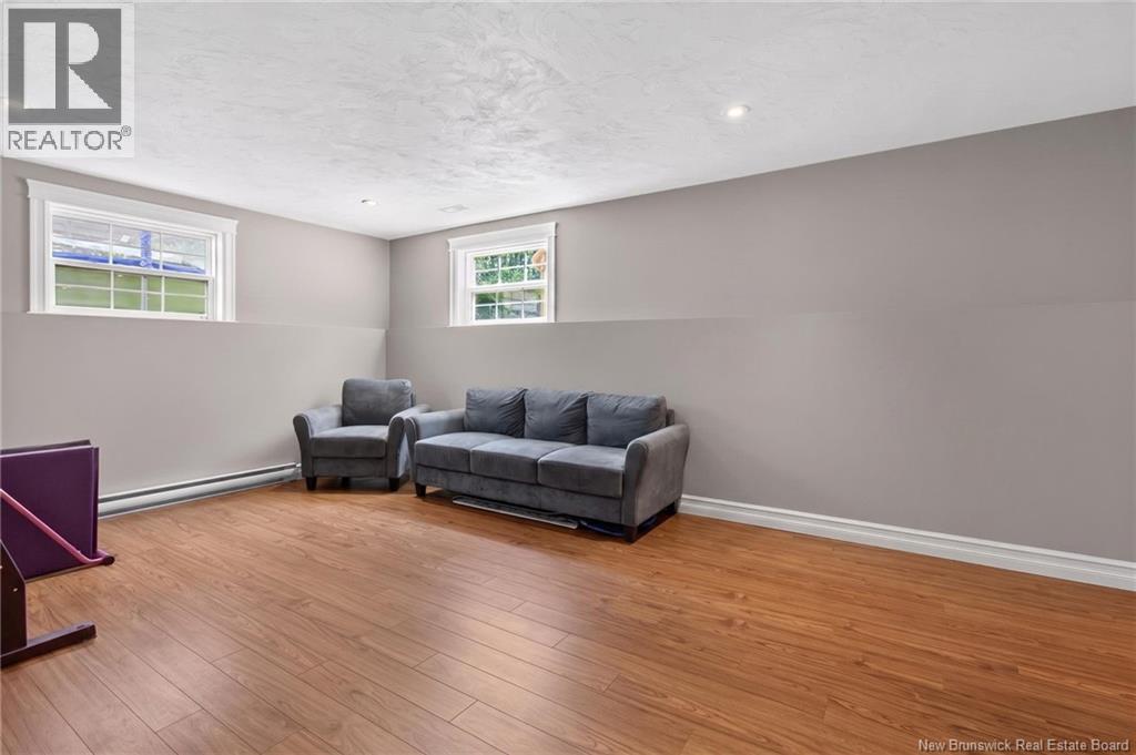 102 Acacia Drive - 40