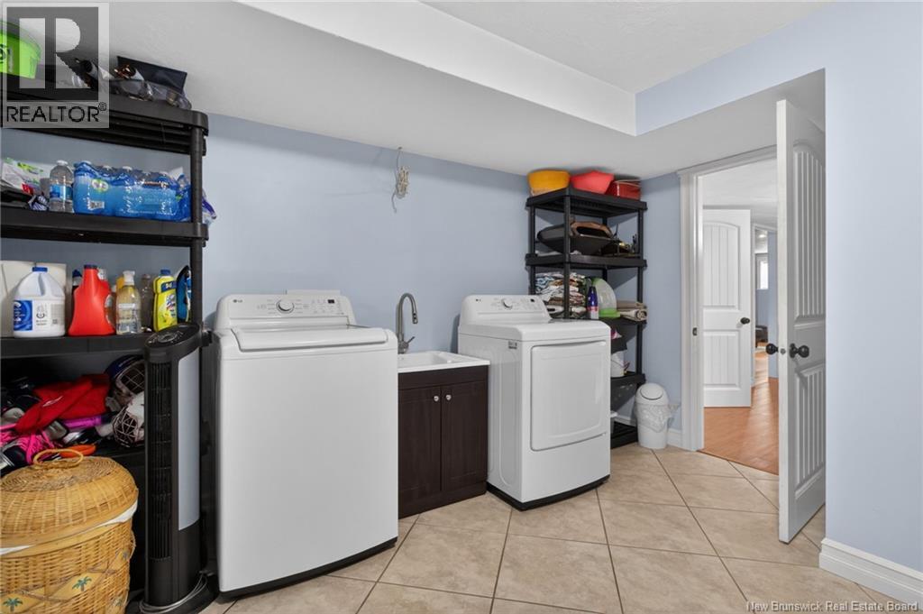 102 Acacia Drive - 43