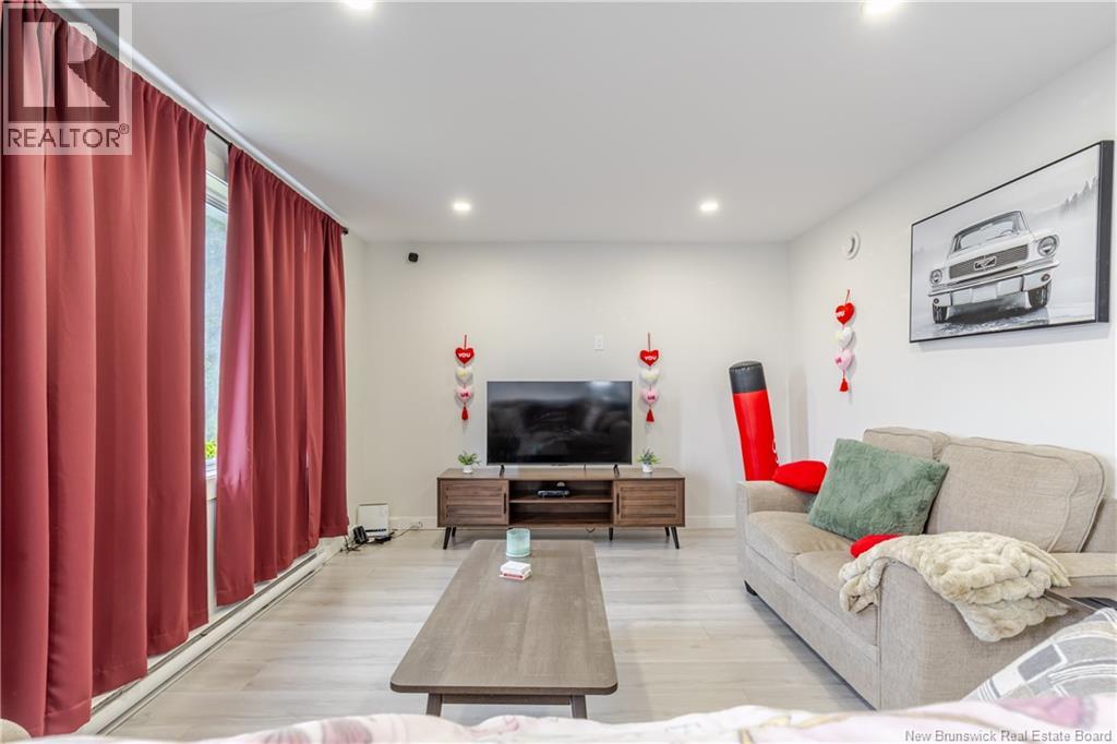 330 Rainsford Lane - 10